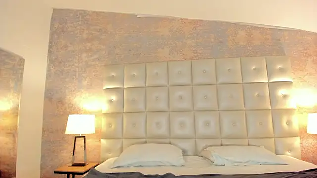 Maxim-Walker online show from January 16, 3:42 am