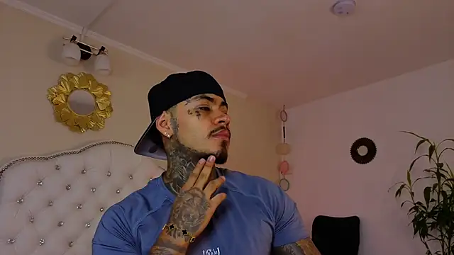 JordanSmiith  online show from November 4, 9:16 pm