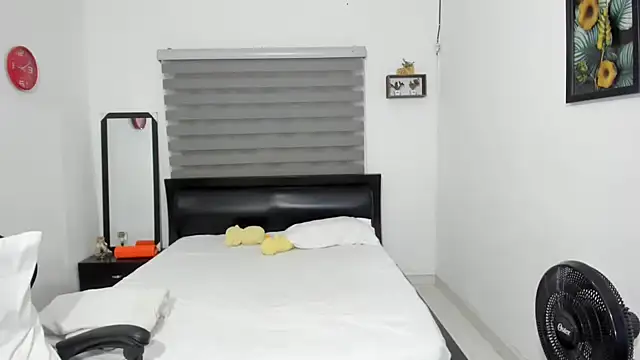 corzoethan online show from December 5, 5:25 am