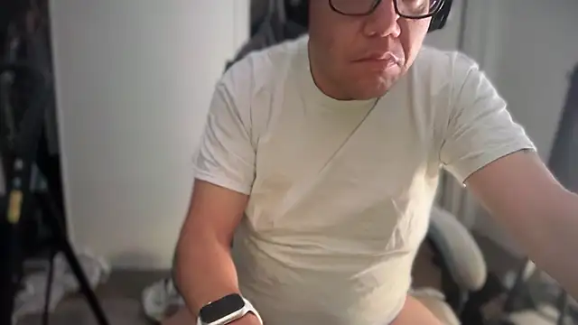 Mikeypnp1494 online show from October 11, 7:40 pm