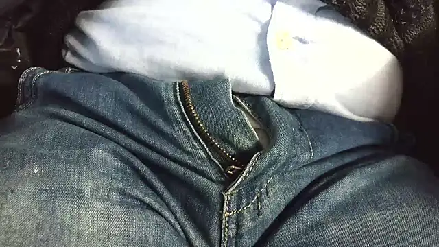 smoothandtiny online show from December 3, 9:04 am