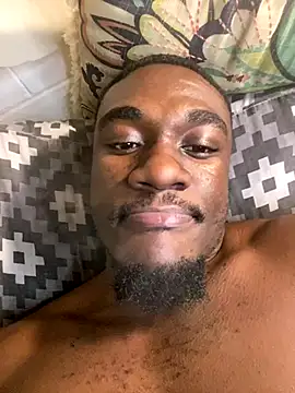 Snapshot of Pinepool21 chatting on October 28, 6:32 pm Pinepool21 online show from October 28, 6:32 pm