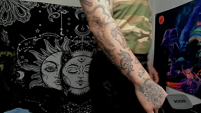 layneinchains online show from December 23, 10:33 pm