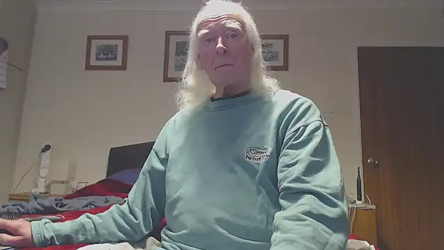 WaverlyKernow online show from February 3, 2:44 pm