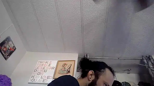 BobbyQ29 online show from April 20, 5:15 pm