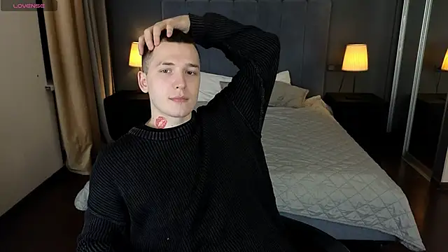 HARDIN STEWARD online show from November 13, 12:43 pm