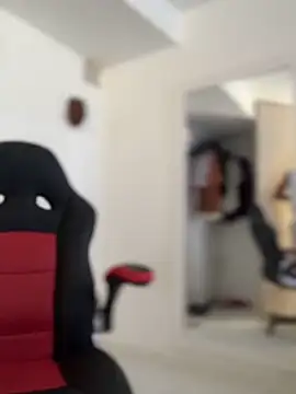 TysonWalkers online show from April 4, 6:16 pm