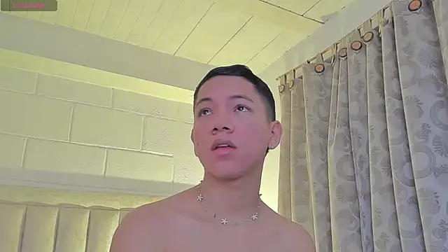 JulianRose 1 online show from February 5, 11:12 am