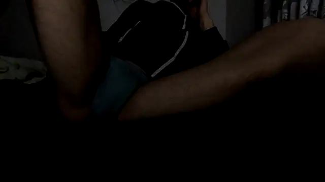 T0Yforeskin online show from February 6, 10:17 pm