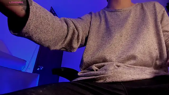 s sven03 online show from February 16, 1:47 am