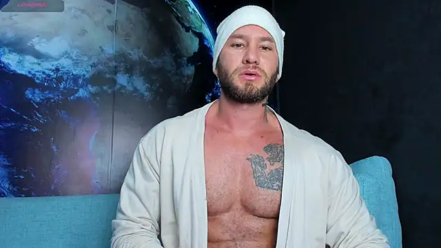 delessandro world online show from February 22, 10:00 pm