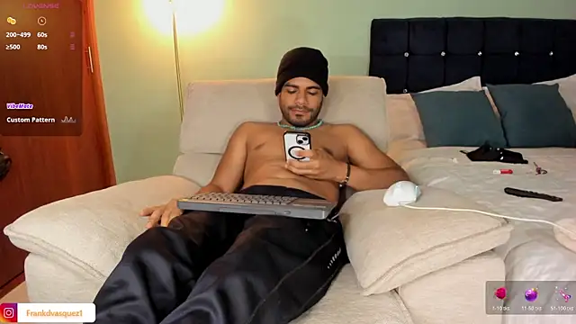 Neganhot  online show from November 25, 1:07 am