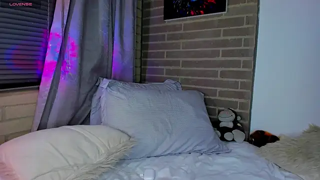 liam oficial02 online show from April 22, 3:24 am