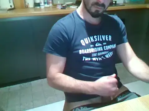 Snapshot of giorgakaci69 chatting on January 14, 10:55 pm giorgakaci69 online show from January 14, 10:55 pm