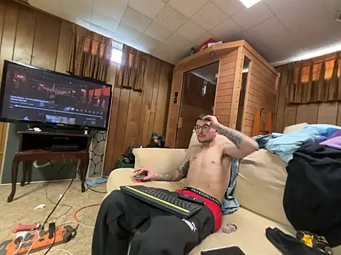 hungkubenski online show from October 26, 7:16 pm