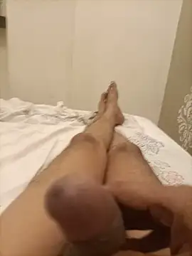 AUNTY1984 online show from June 6, 3:51 pm