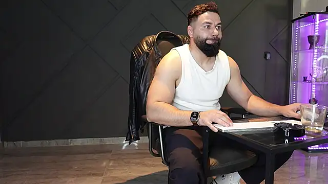 mattmasterss online show from April 7, 1:11 pm