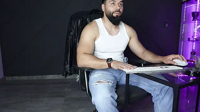 mattmasterss online show from April 20, 7:49 pm