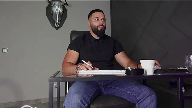 mattmasterss online show from September 26, 10:18 pm