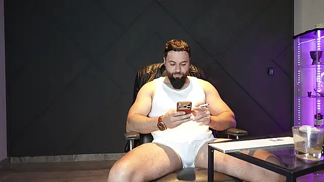 mattmasterss online show from April 19, 7:38 pm