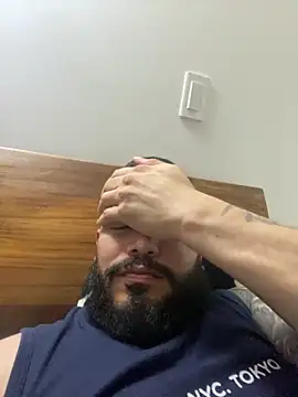 alexandergranda71 online show from December 31, 2:08 am