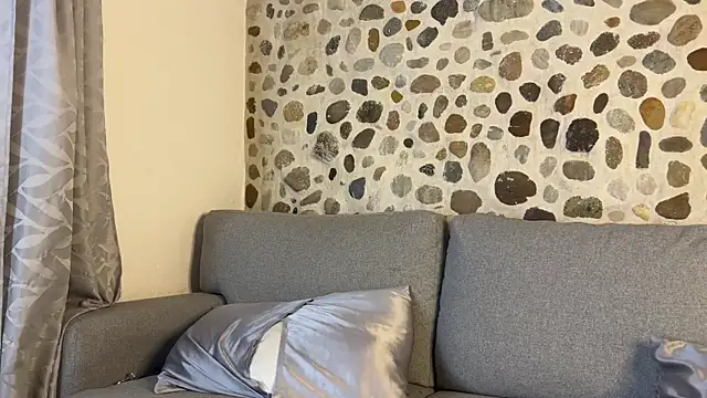 David Brown18 online show from April 21, 1:42 am