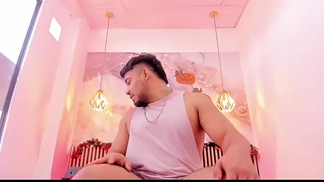 BrianMalonee online show from October 24, 12:40 pm