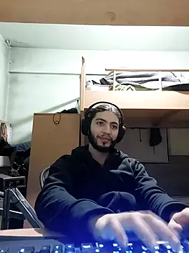 kleineid77 online show from December 16, 5:53 pm