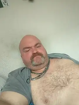 fickmonster2024 online show from March 21, 6:49 am