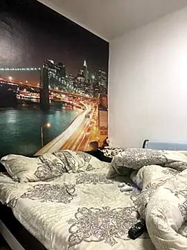 ionut9879 online show from November 27, 11:58 am