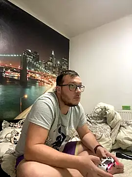 ionut9879 online show from November 28, 12:18 pm