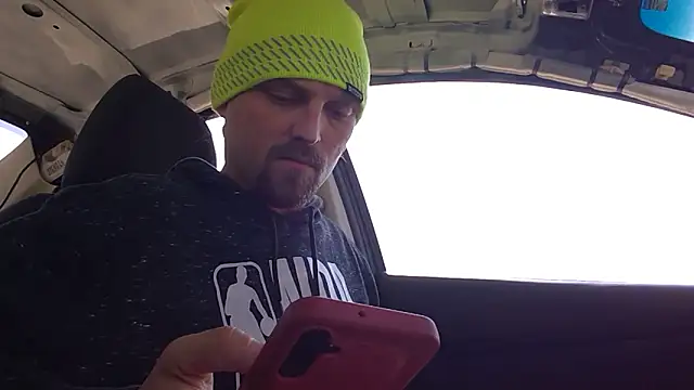 VitaminDrewFl online show from February 3, 4:01 pm