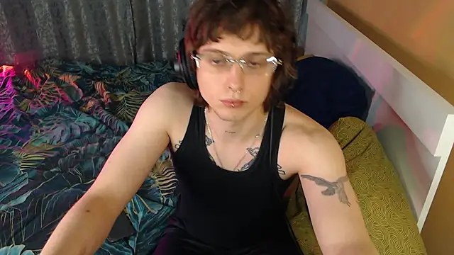 axxxturel online show from October 5, 10:25 pm