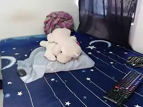 Frankbroad78 online show from October 28, 8:33 pm