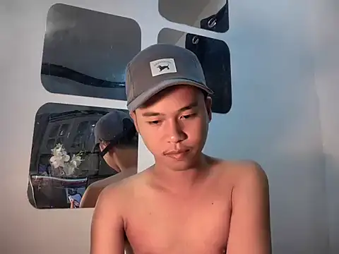 Asiantwink21 online show from October 29, 3:48 pm