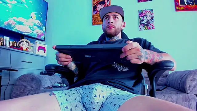 Drako Lamar online show from November 16, 6:32 pm