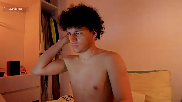 Curlblue online show from December 4, 5:36 am