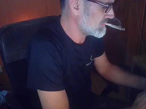 Snapshot of Lia_Y_PatrickX chatting on October 12, 11:21 pm Lia Y PatrickX online show from October 12, 11:21 pm