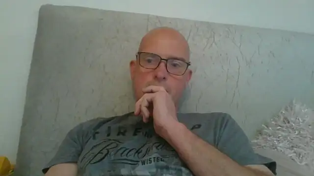 mrtickle0025 online show from April 22, 7:35 am