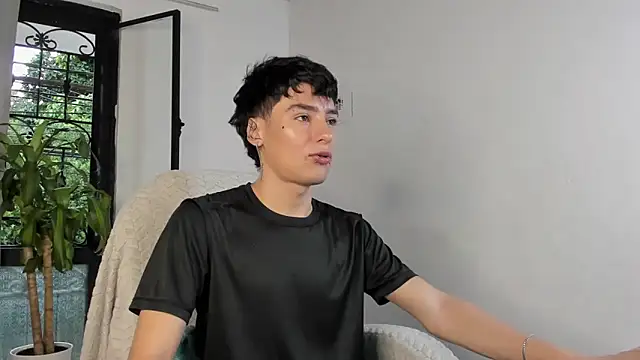 sebas rose online show from October 17, 10:03 pm