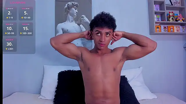 MagnusKing  online show from October 18, 2:16 am