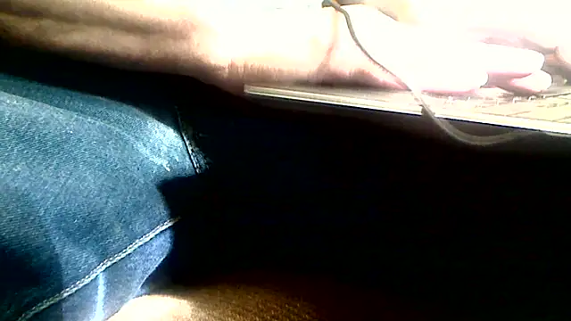 markluvskitty online show from March 13, 2:57 pm