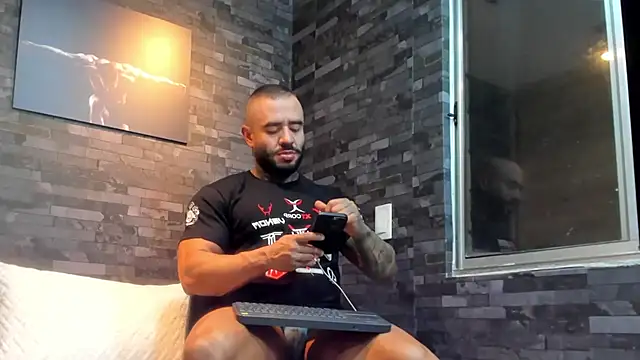 BruceDallas online show from November 24, 12:44 am