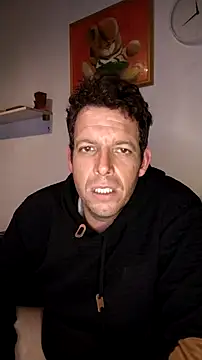 Knuffelstaaf123 online show from November 8, 11:52 pm