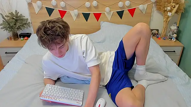 Fandi 777 online show from February 5, 5:30 am