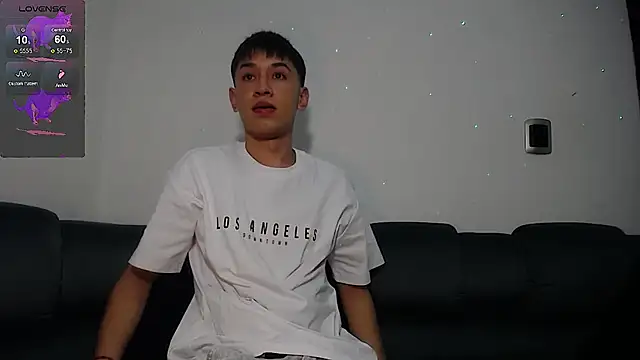 Mr daren  online show from March 5, 6:01 pm