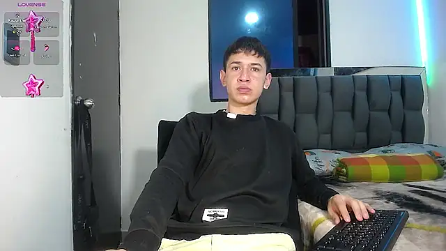 Mr daren  online show from March 18, 2:06 pm