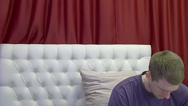 EthanPinkman online show from May 31, 4:46 am