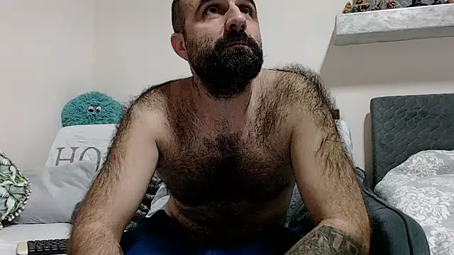 Snapshot of ivat80 chatting on December 21, 4:25 pm ivat80 online show from December 21, 4:25 pm