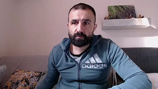 Snapshot of ivat80 chatting on March 22, 6:22 am ivat80 online show from March 22, 6:22 am